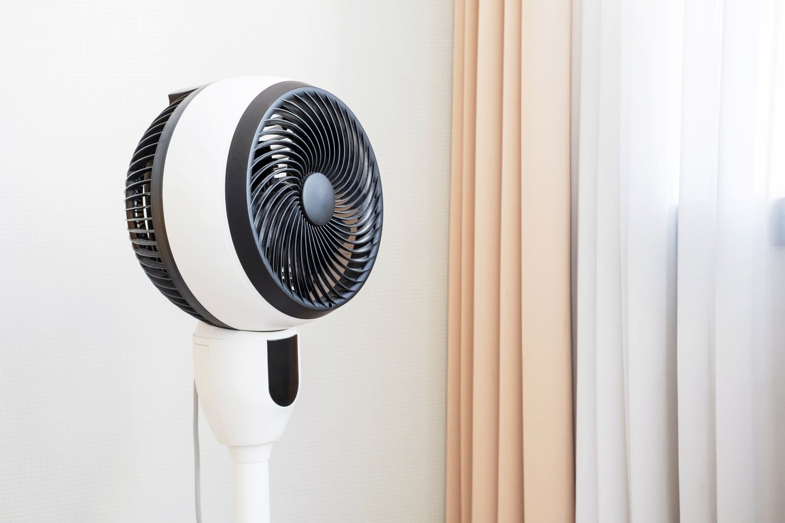 ventilador de pie silencioso